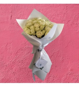 Bouquet of 25 White Roses