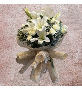 Bouquet of White Roses & Lilies